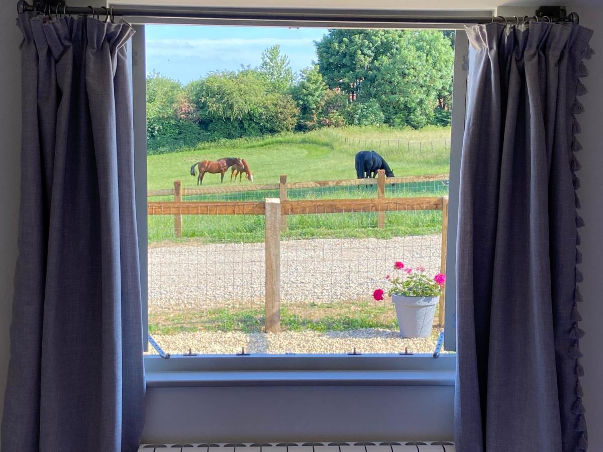 Appartamento Glebe Barn, Little Glebe Farm Cheltenham Esterno foto